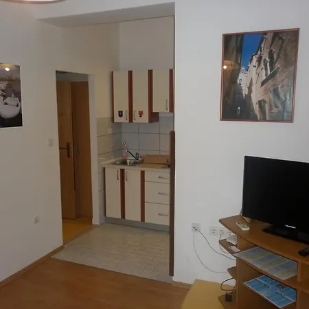 アパート カレンデュラ ルービック スプリト