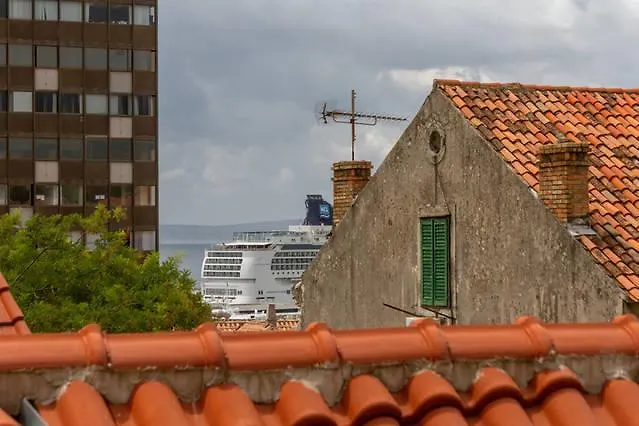 Апартаменты Calendula Rubic *